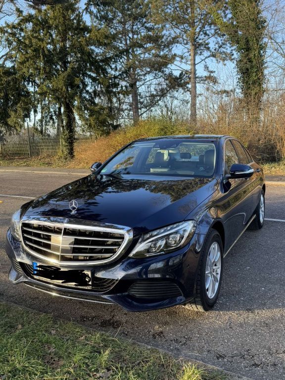 Mercedes-Benz C 250 190.000 km 15.000 € Pforzheim 75181
