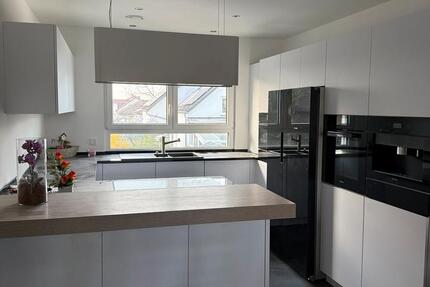 Wohnung Stutensee - 3.5 Zimmer, 100 m&sup2;, 1.800&euro; | Angebot:25369047