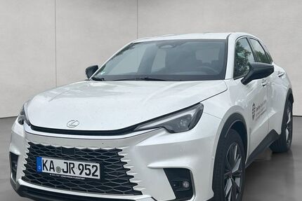 Lexus LBX 1.251 km 38.690 &euro; Karlsruhe 76227