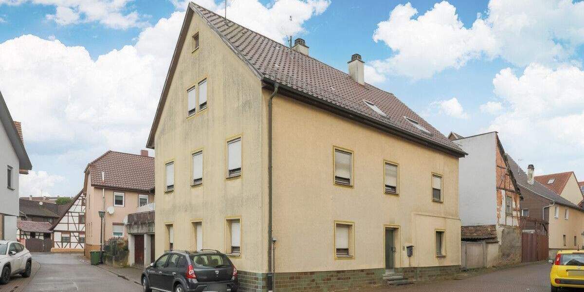 ** Kernsanierung erforderlich! Einfamilienhaus im Ortskern von Königsbach zu verkaufen** 7 zimmer