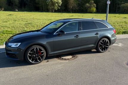 Audi A4 155.000 km 18.000 &euro; Weissach 71287