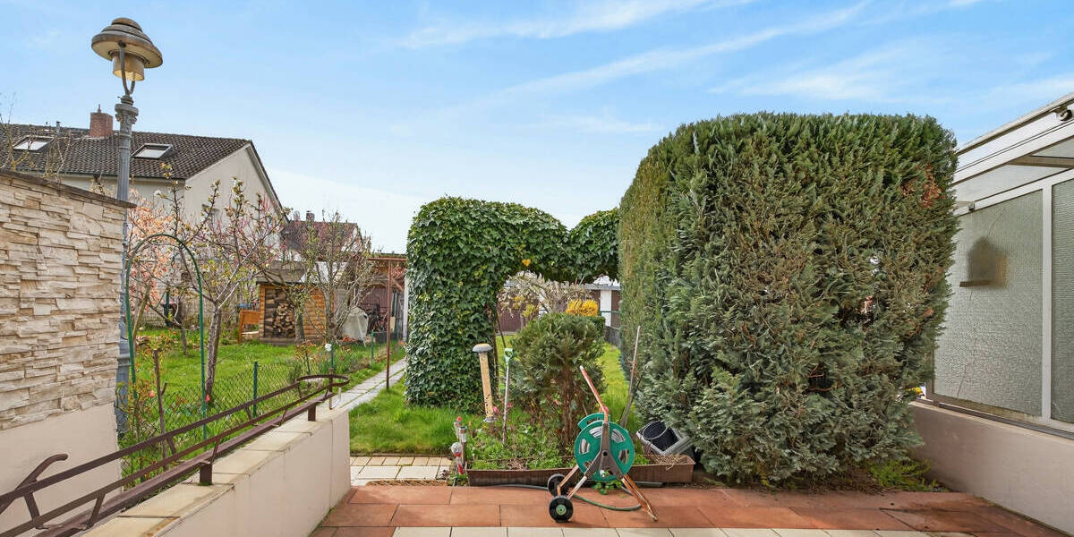 Reihenmittelhaus Karlsruhe / Grünwinkel Grünwinkel - 6 Zimmer, 122 m&sup2;, 549.000&euro; | Angebot:26343555