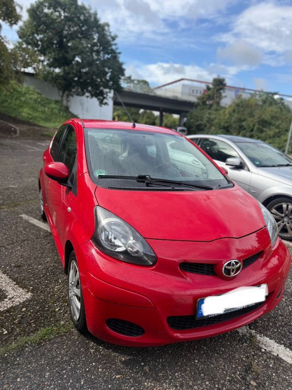 Aygo (X)