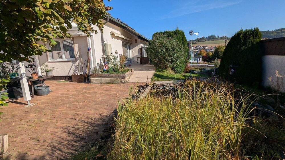 Freistehendes Einfamilienhaus mit Wärmepumpe, Garten & Doppelgarage, ruhige Lage, provisionsfrei! 5 zimmer