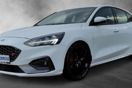 Ford Focus 82.600 km 22.490 € Illingen - Schützingen 75428