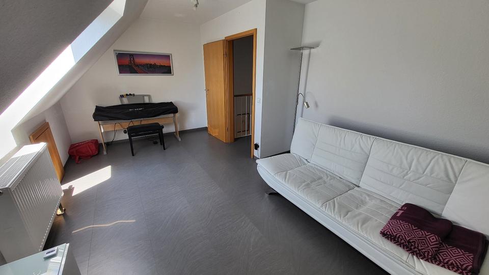 Reihenhaus Leonberg - 5 Zimmer, 130 m&sup2;, 595.000&euro; | Angebot:26941476