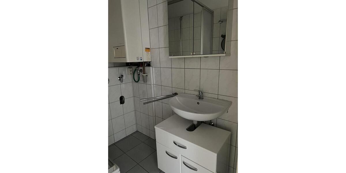 Etagenwohnung Pforzheim Dillweißenstein - 3 Zimmer, 90 m&sup2;, 1.250&euro; | Angebot:26064332