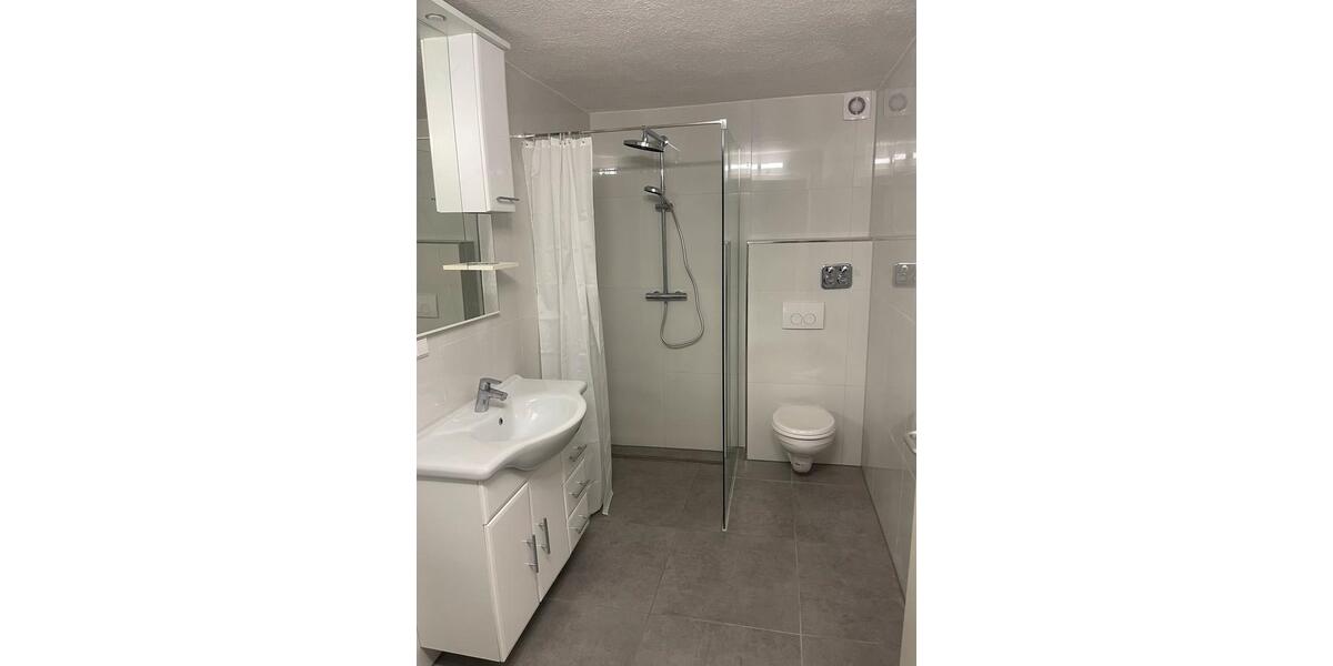 Etagenwohnung Gerlingen - 2 Zimmer, 27 m&sup2;, 800&euro; | Angebot:25723232