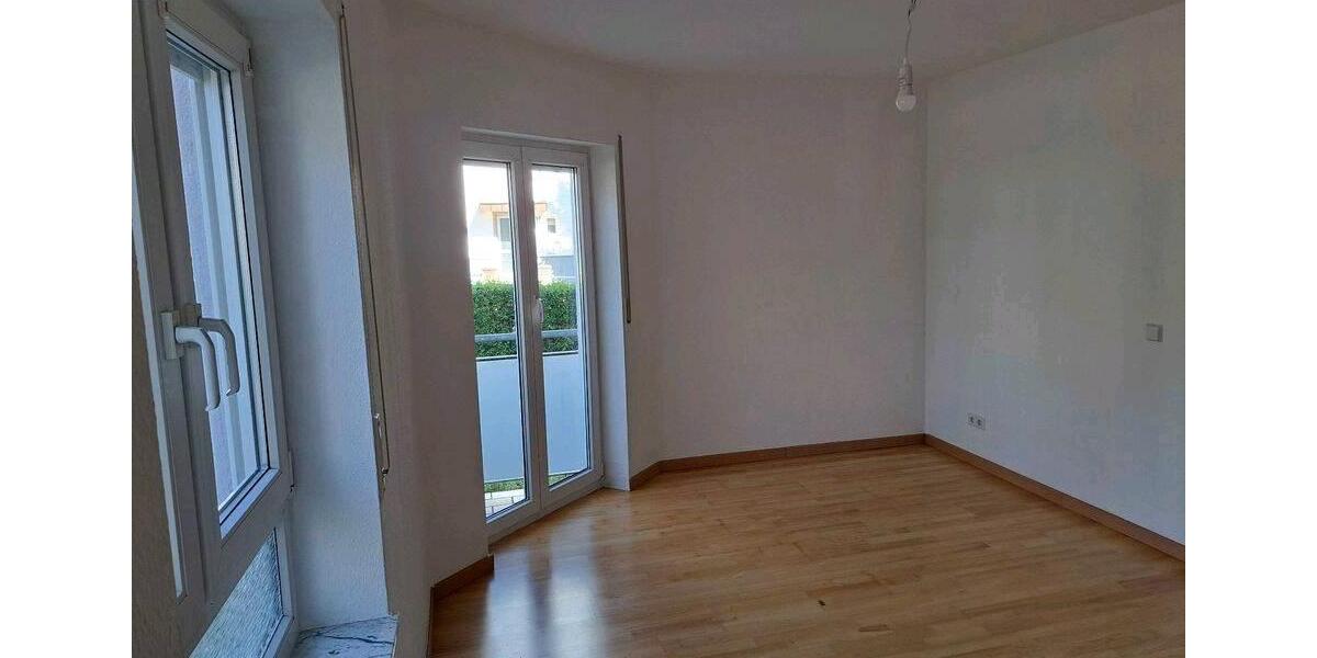Erdgeschoßwohnung Bretten - 2 Zimmer, 65 m&sup2;, 800&euro; | Angebot:26426589