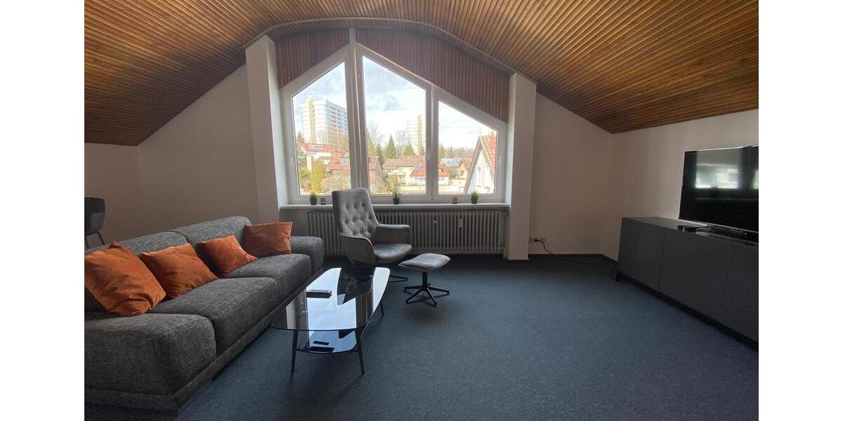 Dachgeschoßwohnung Sindelfingen - 3 Zimmer, 62 m&sup2;, 1.150&euro; | Angebot:26449297