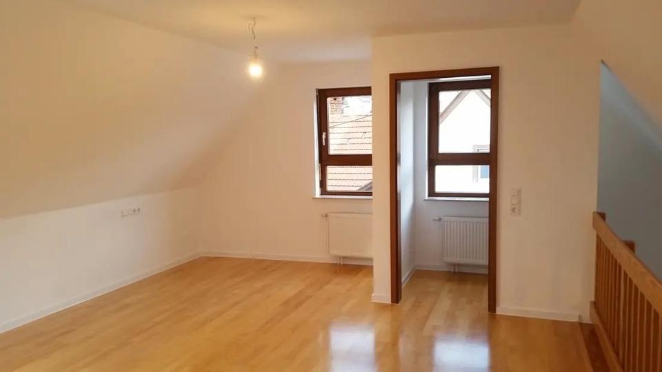 Maisonettenwohnung Weissach - 2 Zimmer, 75 m&sup2;, 760&euro; | Angebot:26670371