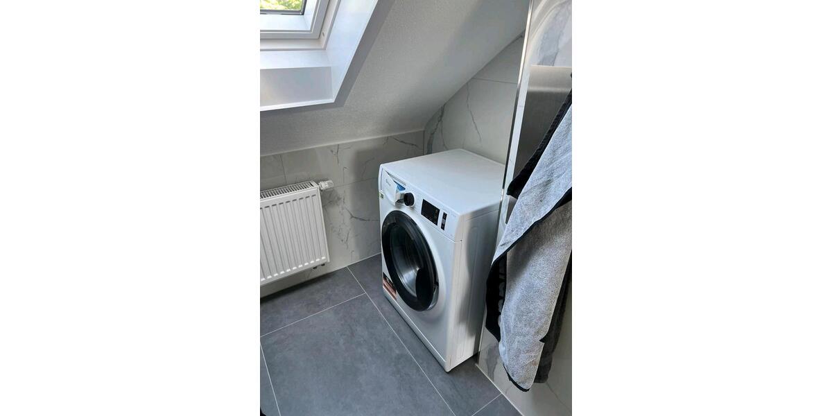 Dachgeschoßwohnung Ditzingen - 2 Zimmer, 42 m&sup2;, 220.000&euro; | Angebot:26408549