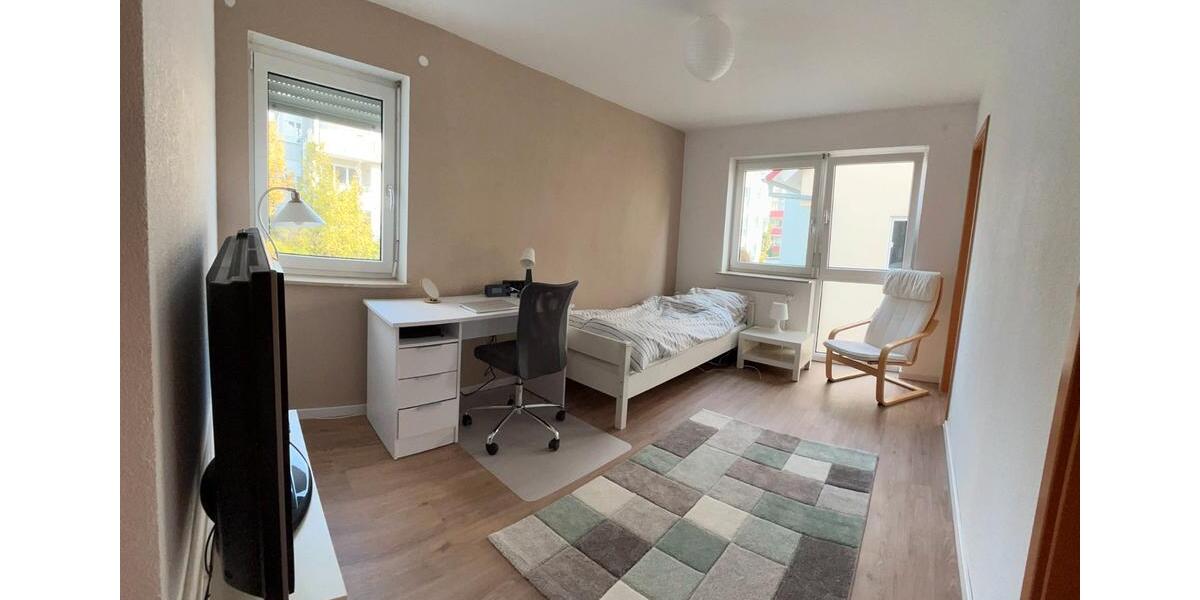 Etagenwohnung Leonberg - 1 Zimmer, 44 m&sup2;, 690&euro; | Angebot:26162898