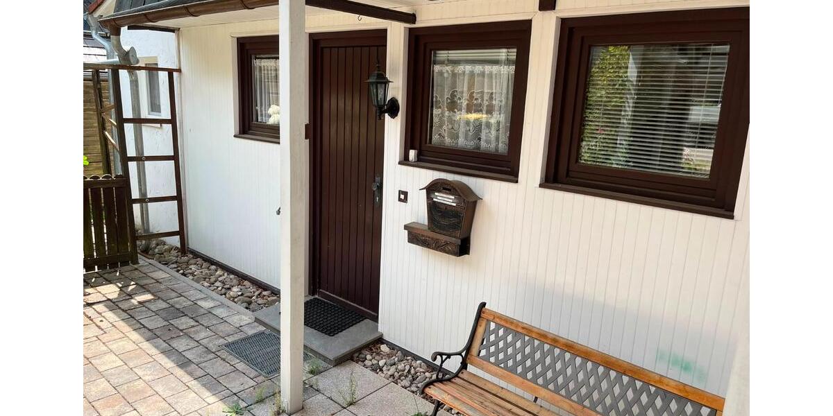 Doppelhaushälfte Bad Liebenzell - 3 Zimmer, 64 m&sup2;, 185.000&euro; | Angebot:26983986