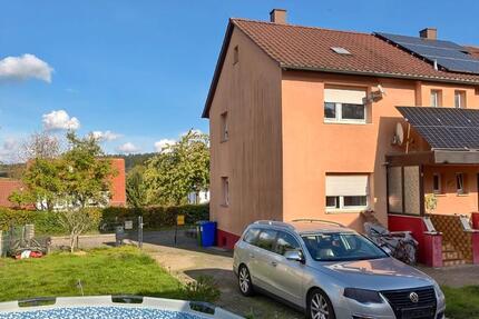 Haus Kürnbach - 4 Zimmer, 75 m&sup2;, 1.200&euro; | Angebot:27649445