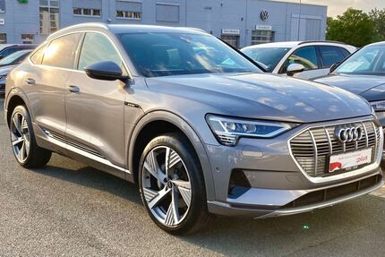 Audi e-tron 19.670 km 45.900 € Stuttgart 70599