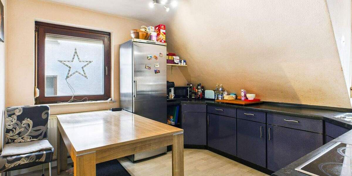 Das perfekte Duo: Zweifamilienhaus mit eigener Werkstatt & flexiblen Wohnmöglichkeiten 6 zimmer