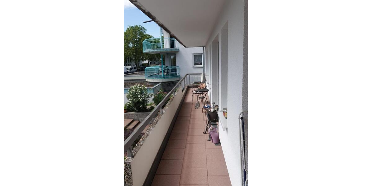 Attraktive 4,5-Zimmer Wohnung mit Garten in Pforzheim-Arlinger 4.5 zimmer