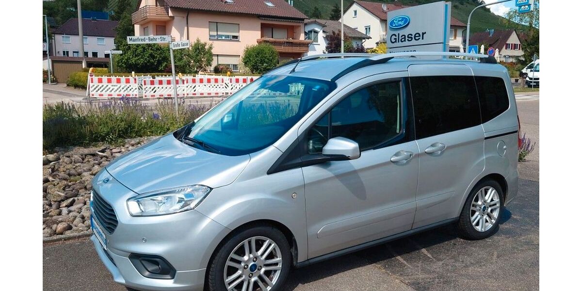 Ford Tourneo Courier 80.750 km 10.990 &euro; Illingen - Schützingen 75428