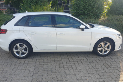 Audi A3 75.648 km 12.500 € Karlsruhe 76133