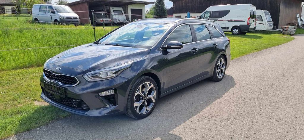 Kia ceed Sportswagon 71.323 km 16.499 € Leonberg Gebersheim 71229