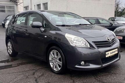 Toyota Verso 120.205 km 9.950 &euro; Pforzheim 75179