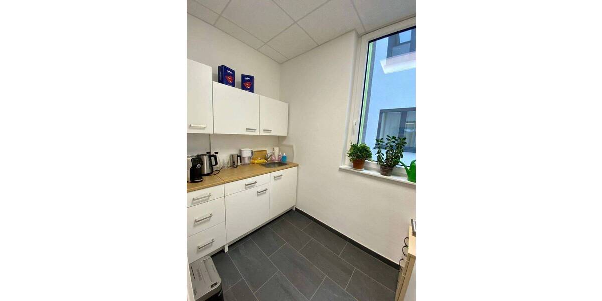 Gewerbeobjekt Bretten - 3 Zimmer, 73 m&sup2;, 350.000&euro; | Angebot:26450552