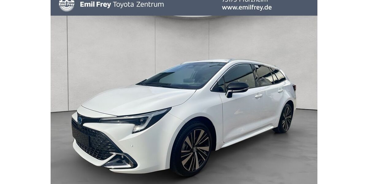 Toyota Corolla 3.950 km 30.290 &euro; Pforzheim 75179