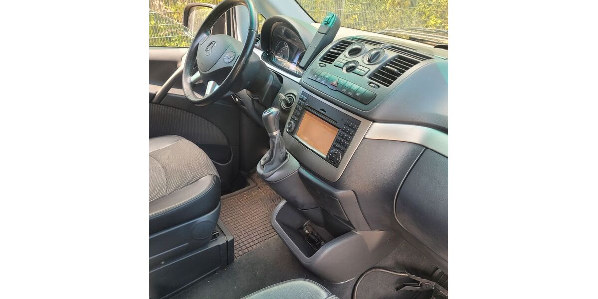 Mercedes-Benz Viano 169.521 km 11.499 &euro; Pforzheim 75179