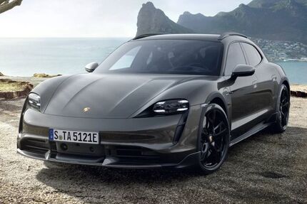 Porsche Taycan 2.800 km 107.700 € Stuttgart 70469