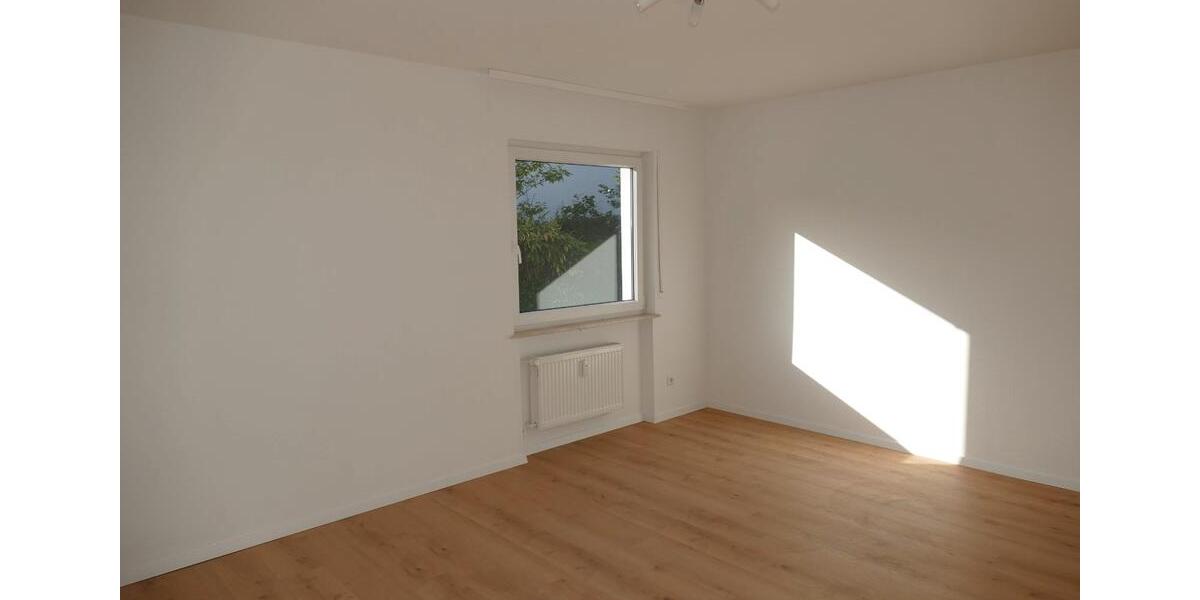 Erdgeschoßwohnung Karlsruhe Neureut - 3 Zimmer, 69 m&sup2;, 285.000&euro; | Angebot:26762742