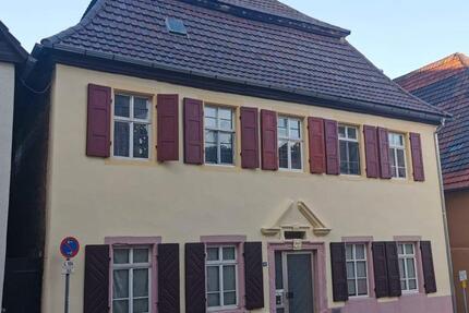 Haus Kraichtal - 7 Zimmer, 200 m&sup2;, 217.500&euro; | Angebot:26943558