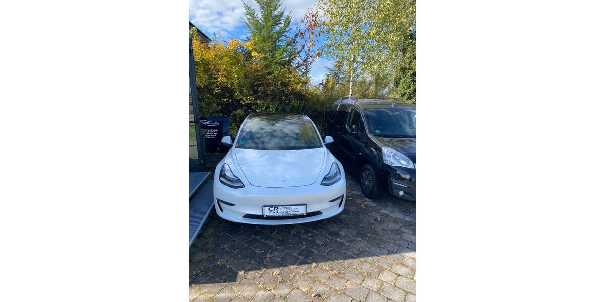Tesla Model 3 175.781 km 19.490 € Wurmberg 75449