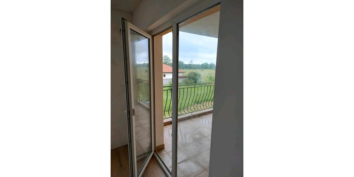 Etagenwohnung Mühlacker - 4 Zimmer, 125 m&sup2;, 55.000&euro; | Angebot:27254240