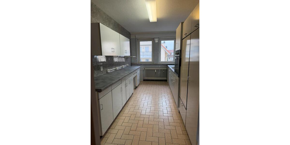 Etagenwohnung Rutesheim - 5 Zimmer, 123 m&sup2;, 1.350&euro; | Angebot:25760632