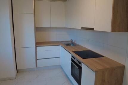Wohnung Pforzheim Nordstadt - 2 Zimmer, 70 m&sup2;, 900&euro; | Angebot:26062424
