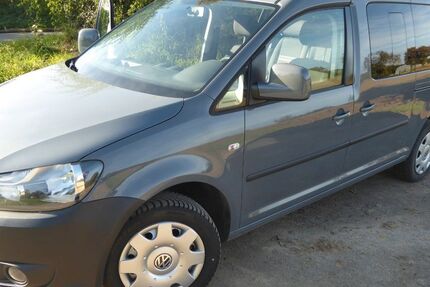 VW Caddy Maxi 198.400 km 11.600 € Korntal-Münchingen 70825