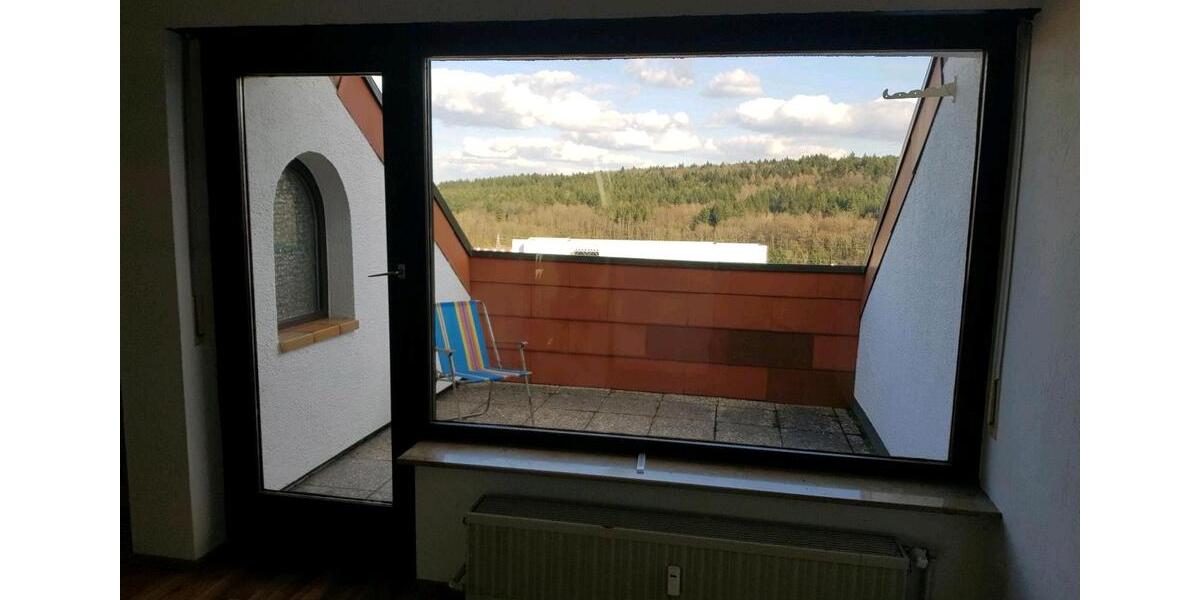 Dachgeschoßwohnung Birkenfeld - 2 Zimmer, 63 m&sup2;, 660&euro; | Angebot:26126187