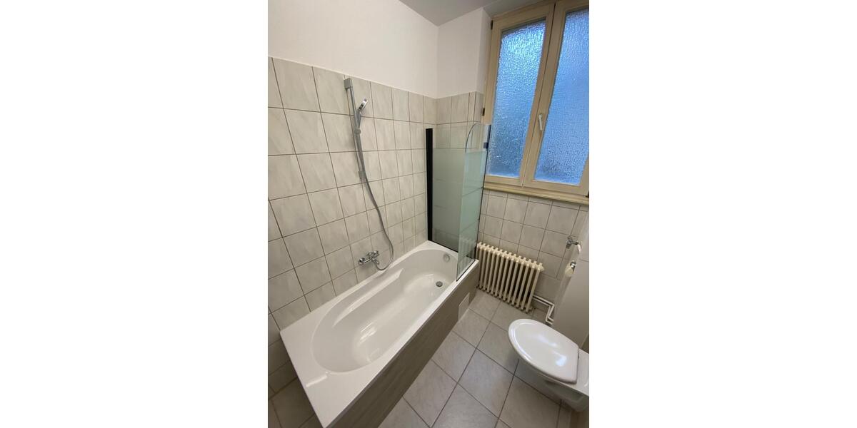 Erdgeschoßwohnung Pforzheim Weststadt - 2 Zimmer, 65 m&sup2;, 590&euro; | Angebot:25253396