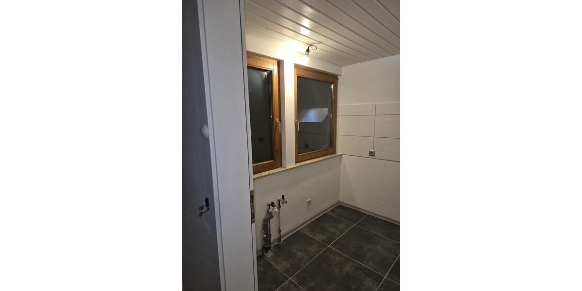 Dachgeschoßwohnung Pforzheim Brötzingen - 2 Zimmer, 75 m&sup2;, 850&euro; | Angebot:24237373