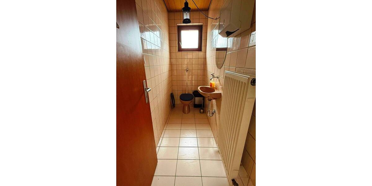 Gewerbeobjekt Pforzheim Südweststadt - 5 Zimmer, 230 m&sup2;, 395.000&euro; | Angebot:25748640