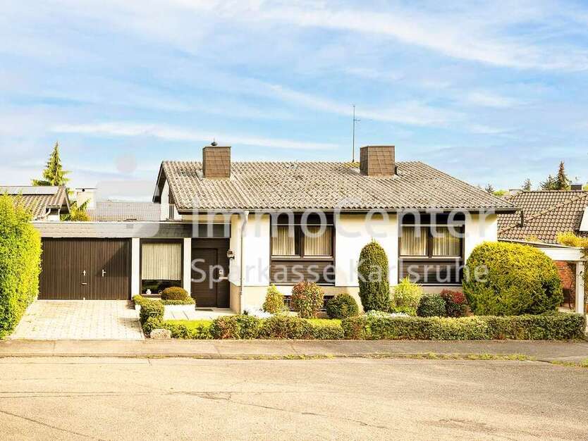 Haus zum Kaufen in Waldbronn Etzenrot 496.000 € 144.51 m²