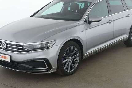VW Passat 73.778 km 21.270 € Stuttgart 70195