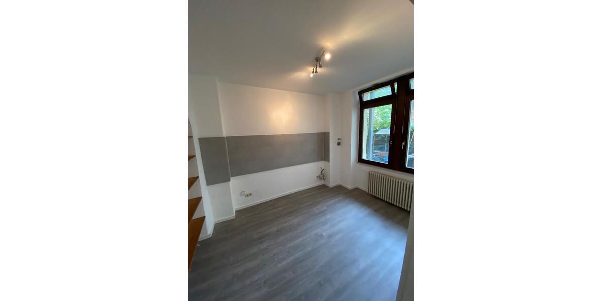 Erdgeschoßwohnung Pforzheim Weststadt - 2 Zimmer, 65 m&sup2;, 590&euro; | Angebot:25253396