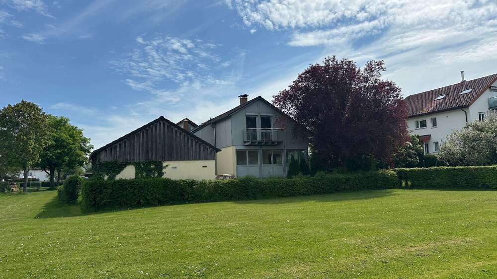 Einfamilienhaus Althengstett - 5 Zimmer, 199 m&sup2;, 2.500&euro; | Angebot:25829984
