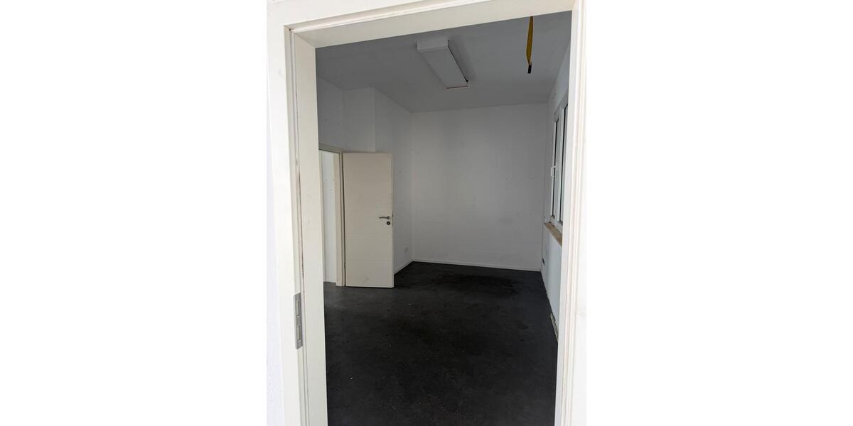 Gewerbeobjekt Deckenpfronn - 1.750&euro; | Angebot:25850191