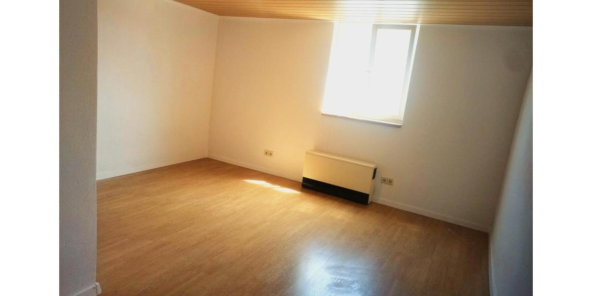 Maisonettenwohnung Weil der Stadt - 3 Zimmer, 95 m&sup2;, 950&euro; | Angebot:26407621