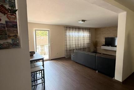 Wohnung Bad Herrenalb - 5 Zimmer, 129 m&sup2;, 1.350&euro; | Angebot:27550076