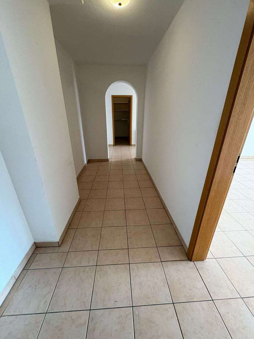 Wohnung zum Kaufen in Niefern-Öschelbronn 230.000 € 80.58 m² 2 zimmer