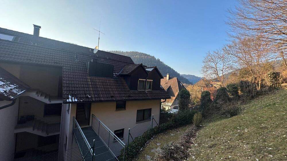 Etagenwohnung Bad Liebenzell - 3 Zimmer, 86 m&sup2;, 229.000&euro; | Angebot:25776634
